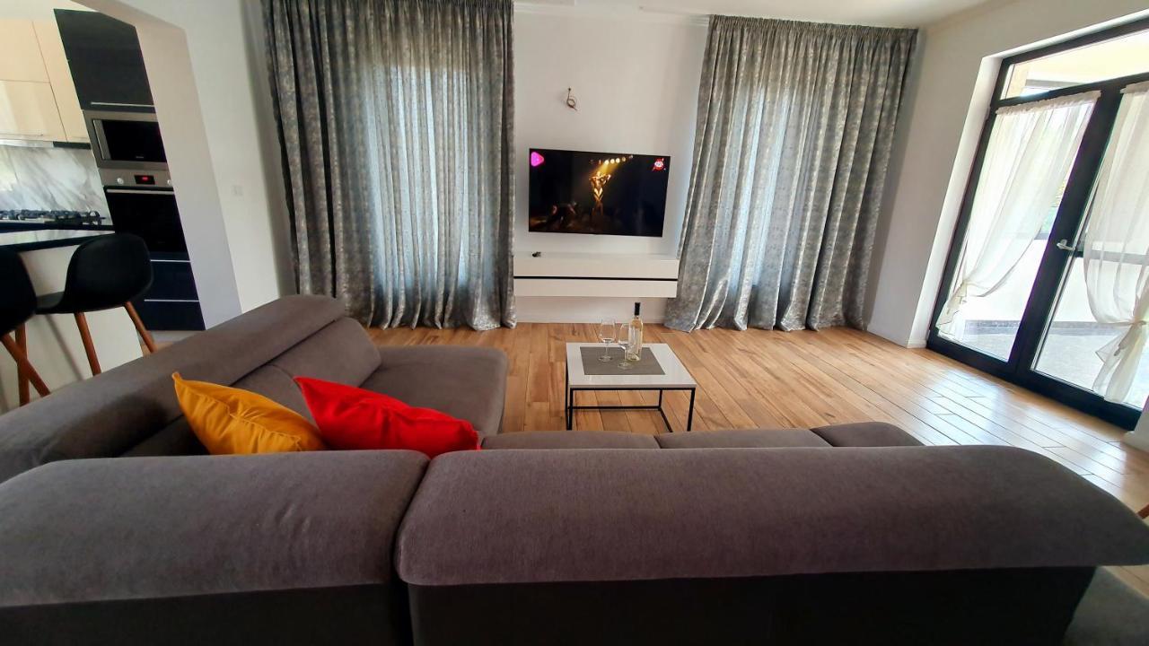 Casanova Villa Sînmartin Buitenkant foto