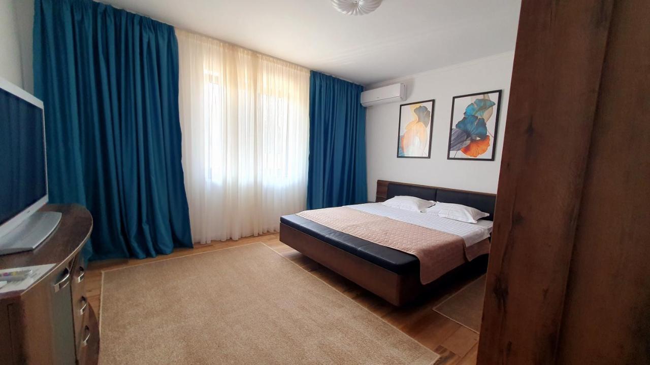 Casanova Villa Sînmartin Buitenkant foto